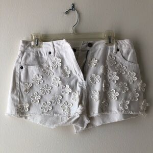 F21 White Floral Appliqué Cutoff Denim Shorts